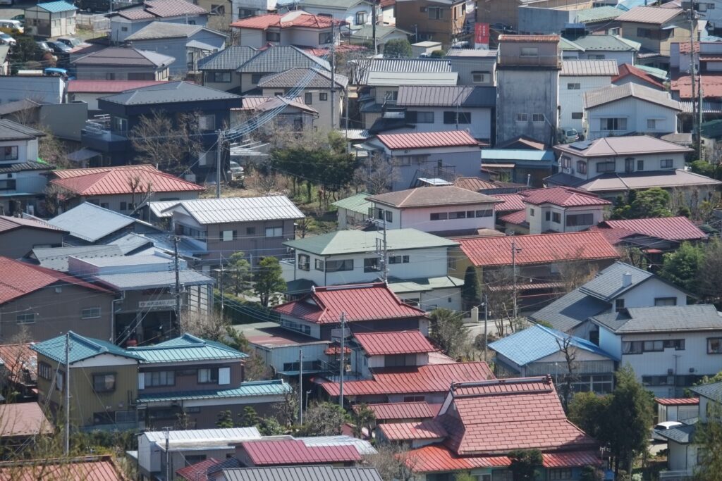 夏の天窓は激熱！室内を猛暑にしてしまう原因と暑さリスク